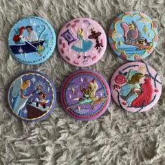 ディズニー　刺繍缶バッジ　6個セット