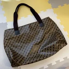 Item thumbnail for item 5b6b7130-6f10-4ae7-962f-948743b5c024