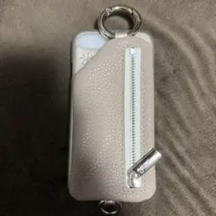 ajew iPhone SEケース グレージュ ジップポケット付