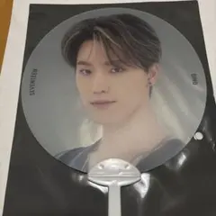 SEVENTEEN ディノ うちわ - メルカリ