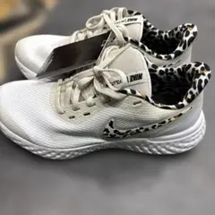 ナイキNike レオパード　 新品　 最終値下げ中