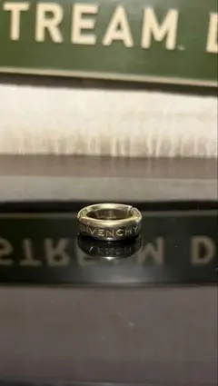 GIVENCHY Spoon ring 16号