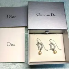 Dior ディオール ピアス Dロゴ ラインストーン パール (箱付き )両耳