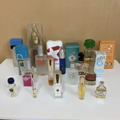香水 ほぼミニボトル まとめ売り 20点セット メンズ　レディースのサムネイル