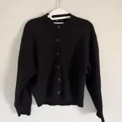 GU クルーネック ニットカーディガン 黒　S