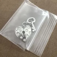 ブレスレットチャーム　ハート鍵のサムネイル