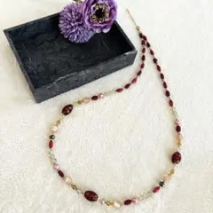 【新品、未使用】赤いビーズのネックレス　ロングネックレス　綺麗め　37㎝