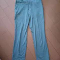 UNIQLOアンクルパンツMサイズグリーン