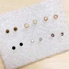 【S83】樹脂ピアス6ペア☆超小粒！シックカラーセット