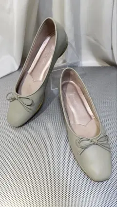 未使用品　銀座かねまつ　23cm 晴雨兼用フラットシューズ ブラック 美品 銀座かねまつ パンチングレザー フラットシューズ 黒