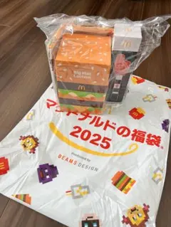 マクドナルド　2025年福袋グッズ　BEAMS DESIGNコラボ