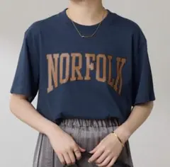 NORFOLK ロゴプリント Tシャツ ネイビーのサムネイル
