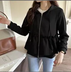 ペプラム パーカー