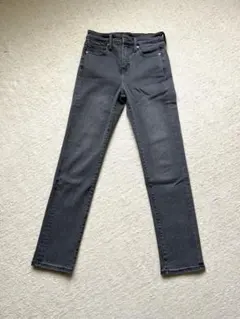 UNIQLO グレー ハイライズスキニーアンクルジーンズ