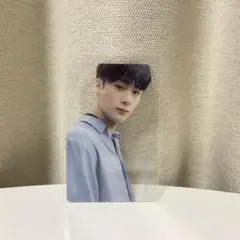 ASTRO - ムンビン　magazine  フォトブック  トレカ　セット Amazon.co.jp: ムンビン - MOON BIN 2022 OFFICIAL PHOTO BOOK