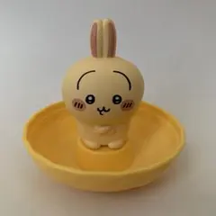 ちいかわ　うさぎ　アクセサリーケース　ガチャ
