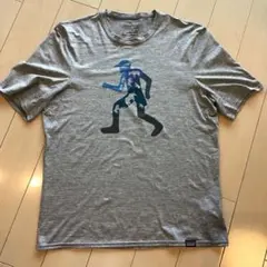 パタゴニア　キャプリーンXS グレー Tシャツ