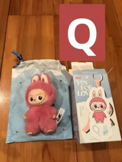 popmart イニシャル　ラブブ　【Q】