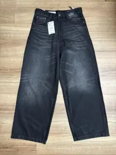 ZARAエクストラバギーブラック　海外ストリート