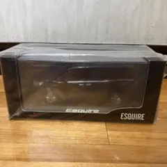 【新品未使用】トヨタ エスクァイア 1/30スケール ミニカー