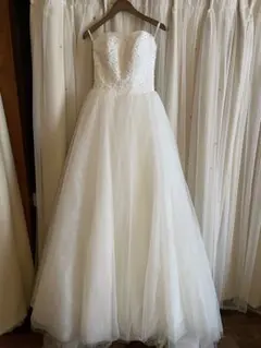 ホワイト Aライン ウェディングドレス