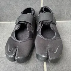 サンダル スニーカー