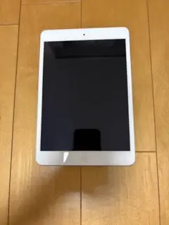 iPad mini シルバー 7.9インチ 初代