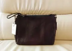 新品 Dakota ヤロップ ショルダーバッグ ブラック ダコタのサムネイル
