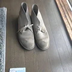 Clarks Desert Boot ベージュ スエード