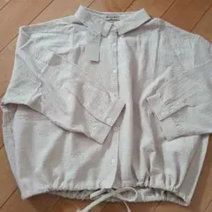 Samansa Mos2 ベージュ前結びシャツ