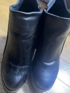 ブラック厚底ショートブーツ　10cm