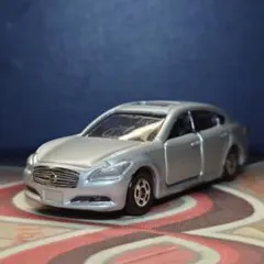 再塗装品 トミカ 日産フーガ 白 - メルカリ