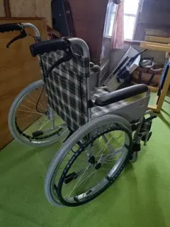 自走用車椅子 TacaoF B-30 CBH-1210 自走用車椅子 TacaoF B-30 CBP-0673 - メルカリ