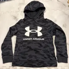 UNDER ARMOUR キッズ パーカー 迷彩 130cm