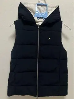 ネイビー フード付き ダウンベスト　リバーシブル