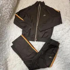 NIKE ナイキ　セットアップ　カラー(ブラウン系)