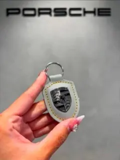 PORSCHE ポルシェ クレストキーホルダー ターボナイト グレー - メルカリ