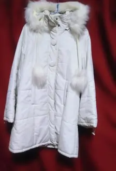 フード付き　ダウンコート　フェイクファー