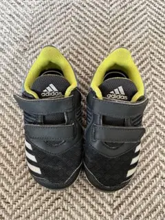 adidas 黒/黄緑 ベルクロスニーカー14センチ