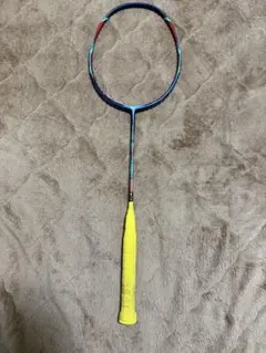 バドミントンラケット