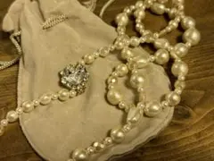 コスチュームジュエリー　コットンパールネックレス　スワロフスキー フェリシモ