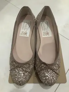 【美品】Laura Lea ballet ラウンドグリッターヒールバレエシューズのサムネイル