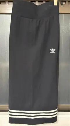 adidas ロングスカート