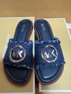 MICHAEL KORS デニムフリンジサンダルのサムネイル