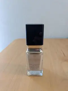 clé de peau BEAUTÉ リキッドファンデーション Natural