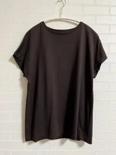 ATON エイトン　Tシャツ　ブラウンのサムネイル