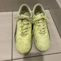 PUMA サッカーシューズ