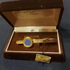 Item thumbnail for item ae568033-5444-4996-a16a-306df7c50a41