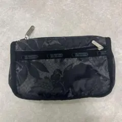 LeSportsac ブラック フラワーポーチ