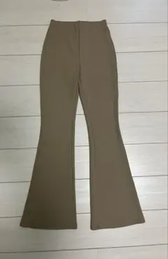 ベージュ フレアパンツ XS